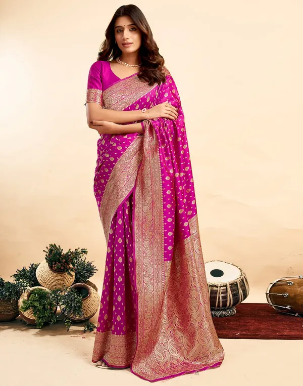 Pink_Banarasi_Silk_Saree_with_Nari_Design
