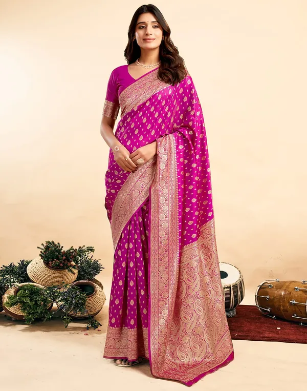 Pink_Banarasi_Silk_Saree_with_Nari_Design