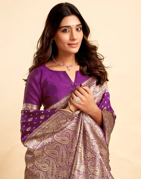 Wine_Banarasi_Silk_Saree_with_Nari_Design