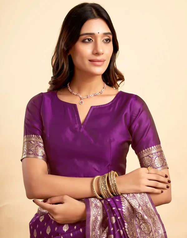 Wine_Banarasi_Silk_Saree_with_Nari_Design