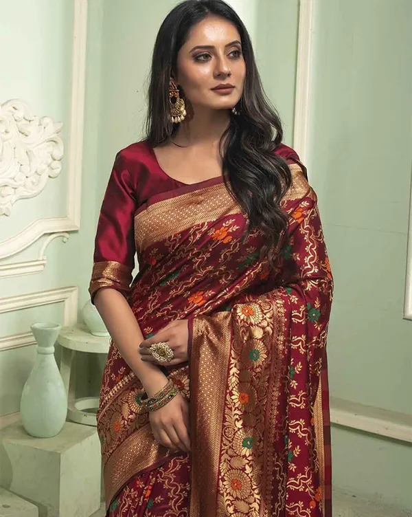 Maroon_Kanjivaram_Silk_Saree_with_Rup_Rekha_Design