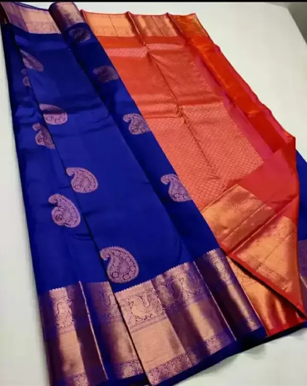 Royal_Blue_Kanjivaram_Silk_Saree_with_Copper_Zari_Paisley_Design