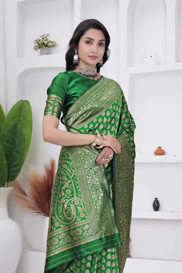 Parot_Banarasi_Soft_Silk_Saree_for_Women_with_Rich_Zari_Jacquard_Weaving_(Art_Silk)_|_Traditional_Wedding_&_Festive_Wear_-_Blouse_Piece_Included