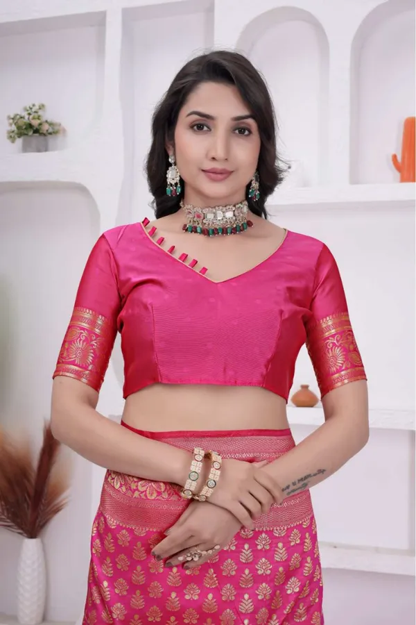 Pink_Banarasi_Soft_Silk_Saree_for_Women_with_Rich_Zari_Jacquard_Weaving_(Art_Silk)_|_Traditional_Wedding_&_Festive_Wear_-_Blouse_Piece_Included