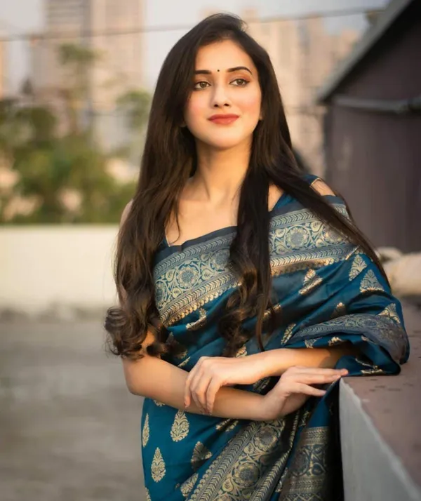 Teal_Green_Banarasi_Silk_Saree_with_Golden_Floral_Zari_Design