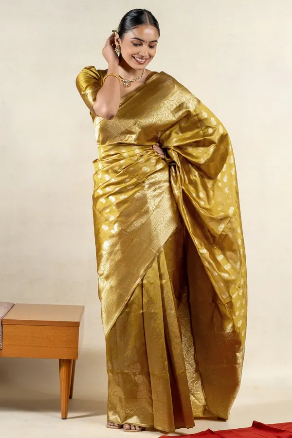 Yellow_Banarasi_Silk_Saree_with_Silver_Floral_Zari_Design
