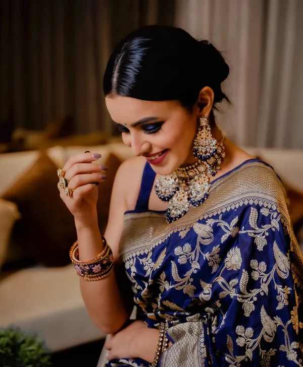 Blue_Banarasi_Silk_Saree_with_Golden_Floral_Zari_Design