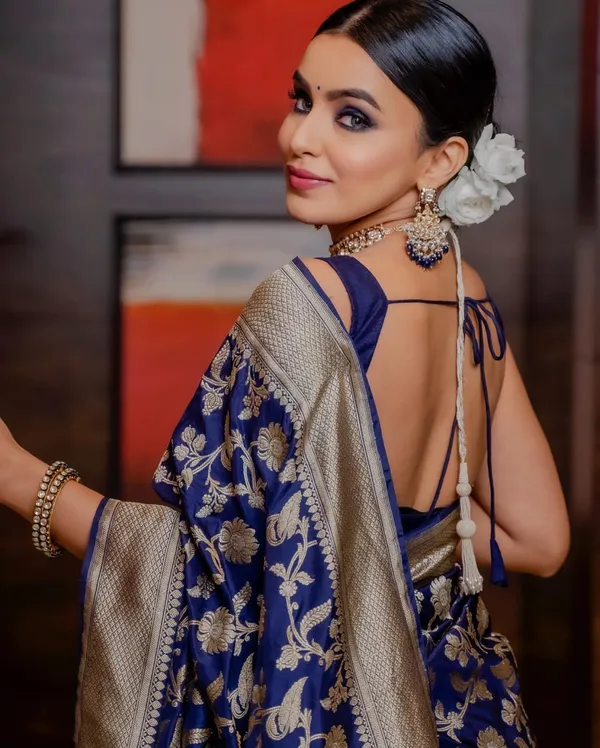 Blue_Banarasi_Silk_Saree_with_Golden_Floral_Zari_Design