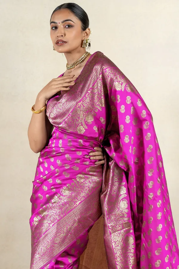 Pink_Banarasi_Silk_Saree_with_Silver_Floral_Zari_Design