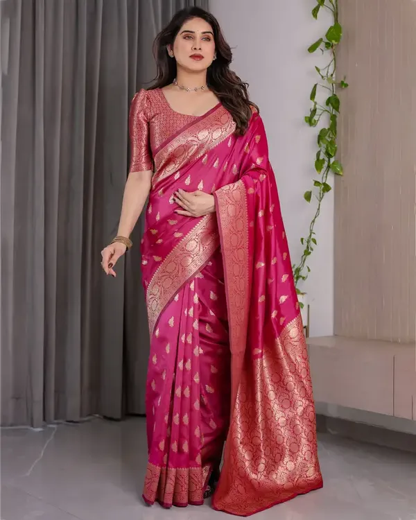 Pink_Kanjivaram_Silk_Saree_with_Pan_Design