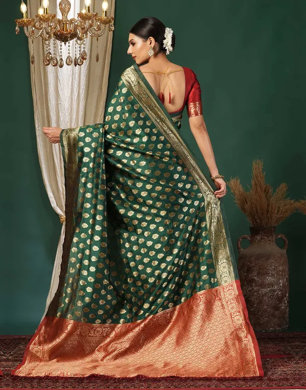 Green_and_Red_Banarasi_Silk_Saree_with_Contrast_Weaving_&_Traditional_Broad_Border