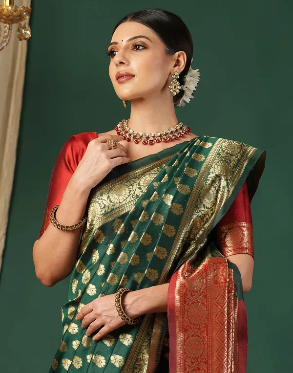 Green_and_Red_Banarasi_Silk_Saree_with_Contrast_Weaving_&_Traditional_Broad_Border
