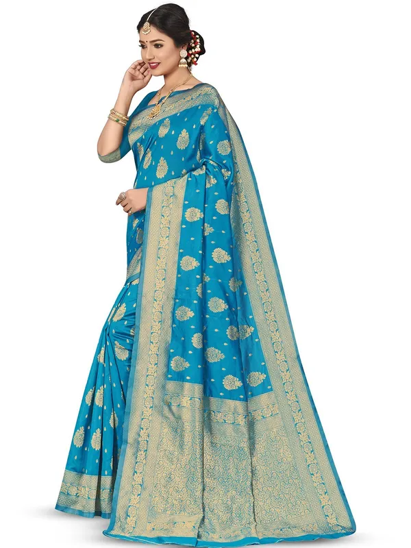 Firoji_Banarasi_Silk_Saree_with_Golden_Zari_Butta_and_Rich_Pallu_Work