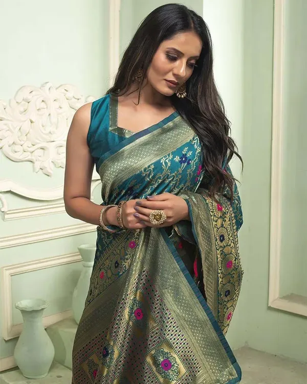 Rama_Kanjivaram_Silk_Saree_with_Rup_Rekha_Design