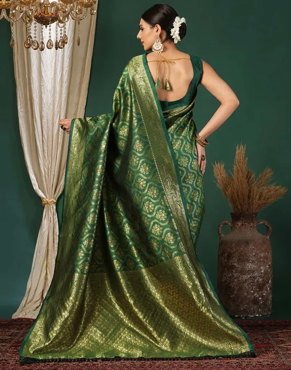 Green_Banarasi_Silk_Saree_with_Golden_Zari_Weaving_&_Traditional_Broad_Border