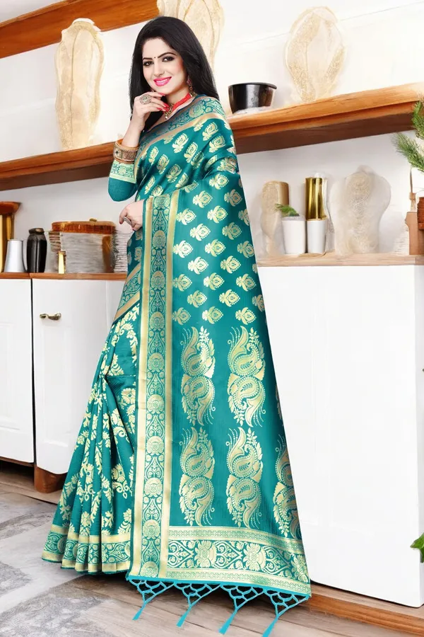 Rama_Banarasi_Silk_Saree_with_Golden_Zari_Floral_Weaving_&_Traditional_Rich_Pallu