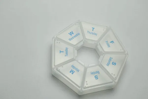 White_Round_Weekly_7_Days_Pill_Organizer_Box_With_Snap_Lids_To_Take_Medicines_On_Time.Ideal_For_Traveling_And_Gifting_Pack_Of_3