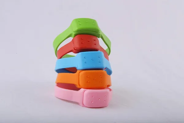 Multicolor_Silicon_Anti_Mosquito_Bracelet_For_20_Days_Use_Natural_Deet_Free_(Pack_Of_4_For_80_Days)