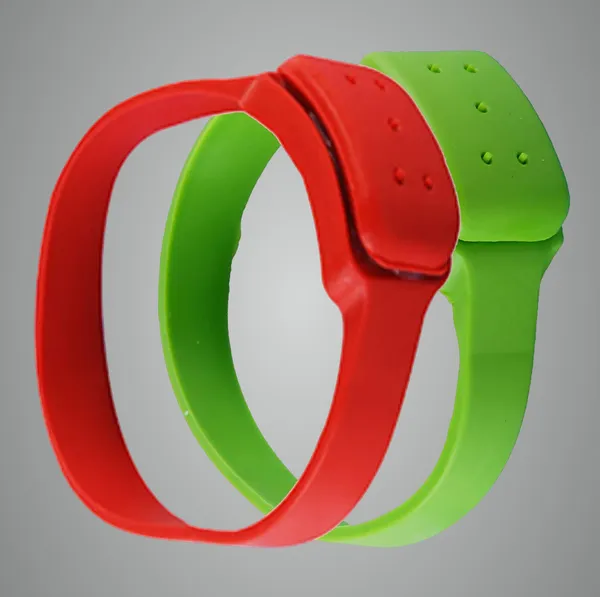 Green_&_Red_Silicon_Mosquito_Repellent_Bands_With_Natural_Ingredients_For_Indoor_And_Outdoor_40_Days_Use_(2_Bands)