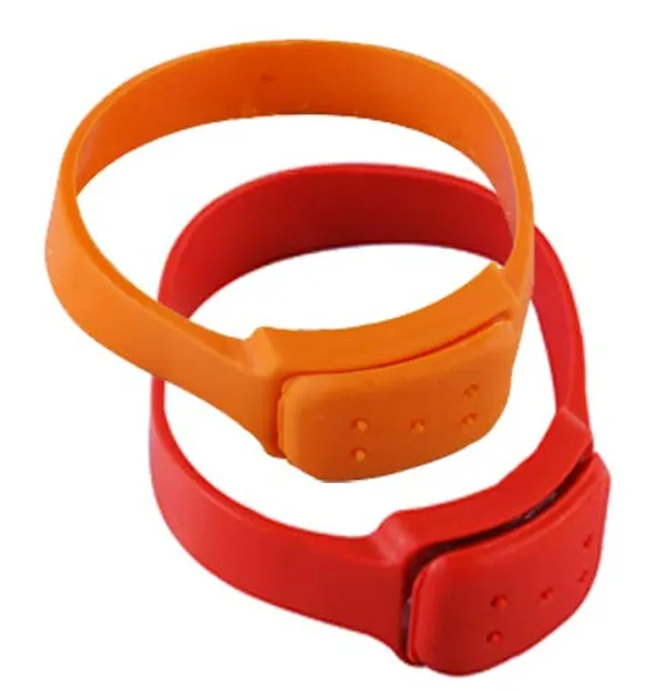 Orange_&_Red_Silicon_Mosquito_Repellent_Bands_With_Natural_Ingredients_For_Indoor_And_Outdoor_40_Days_Use_(2_Bands)