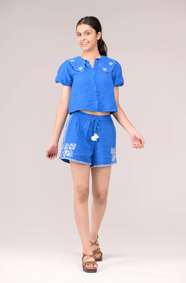 Blue_Casual_Wear_Cotton_Shorts_For_Childern