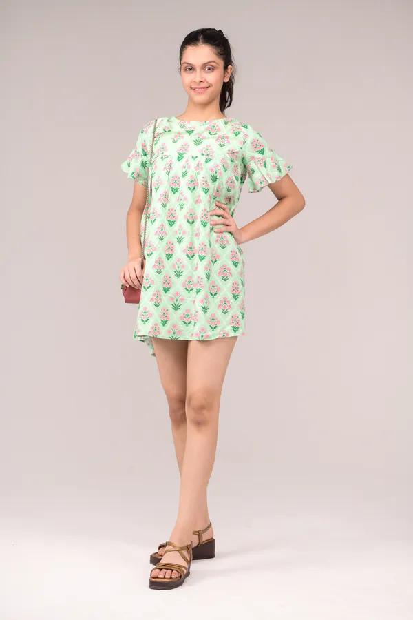Multicolor_Diagonal_Print_Cotton_Viscose_Dress_Desigener_Wear_For_Children