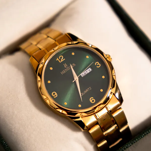 Men's_Analog_Numerological_Quartz_Watch_with_Stainless_Steel_Strap