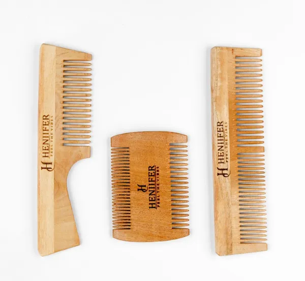 Heniifer_Kachhi_Neem-Oil_treated_Comb-For_Women_&_Men-Set_Of_3
