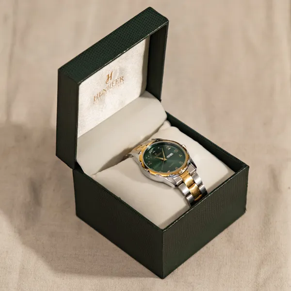 Men's_Analog_Numerological_Quartz_Watch_with_Stainless_Gloden_Strap