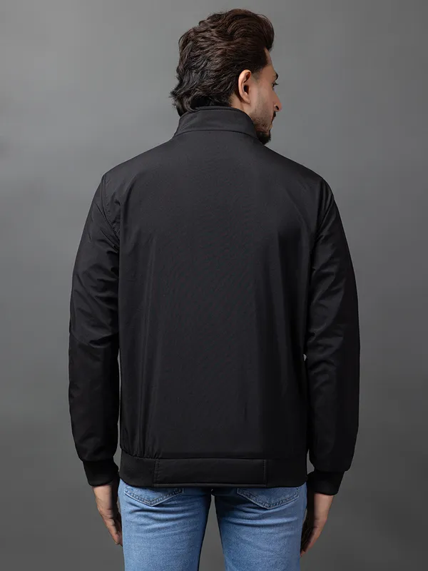 Mens_Windcheater_Jacket_with_2_Zip_Pockets__Lightweight_Regular_Fit_Windbreaker_for_Casual_&_Travel_Wear