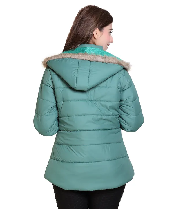 Womens_Quilted_Winter_Jacket_|_Hooded_Puffer_Jacket_with_Zipper_Pockets_|_Lightweight_&_Warm_Outerwear_for_Winter