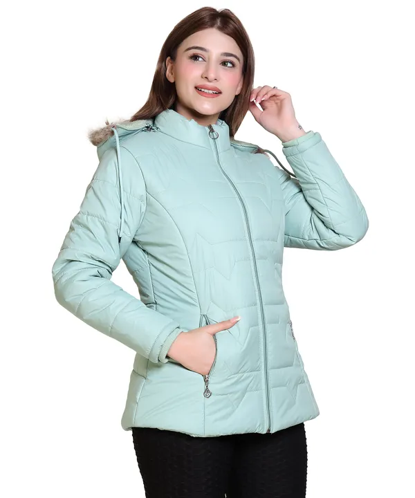 Womens_Quilted_Winter_Jacket_|_Hooded_Puffer_Jacket_with_Zipper_Pockets_|_Lightweight_&_Warm_Outerwear_for_Winter