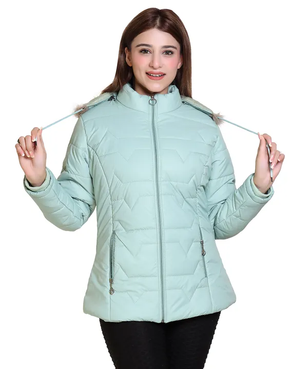 Womens_Quilted_Winter_Jacket_|_Hooded_Puffer_Jacket_with_Zipper_Pockets_|_Lightweight_&_Warm_Outerwear_for_Winter