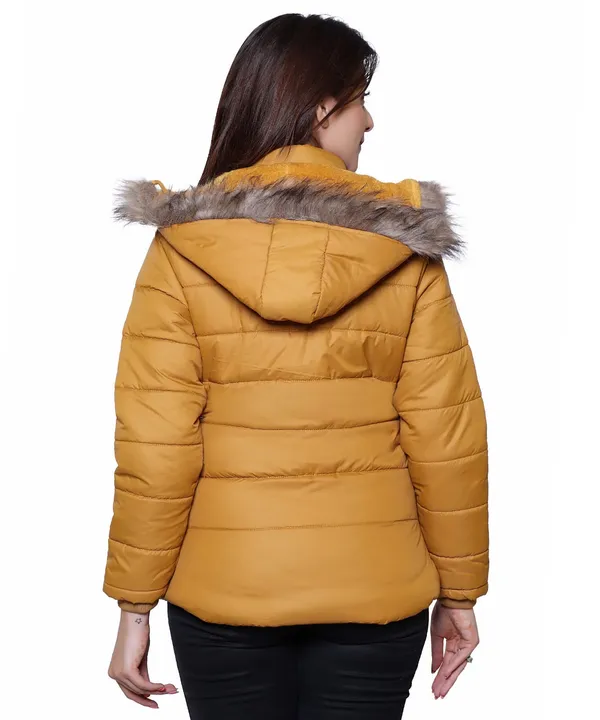 Womens_Quilted_Winter_Jacket_|_Hooded_Puffer_Jacket_with_Zipper_Pockets_|_Lightweight_&_Warm_Outerwear_for_Winter