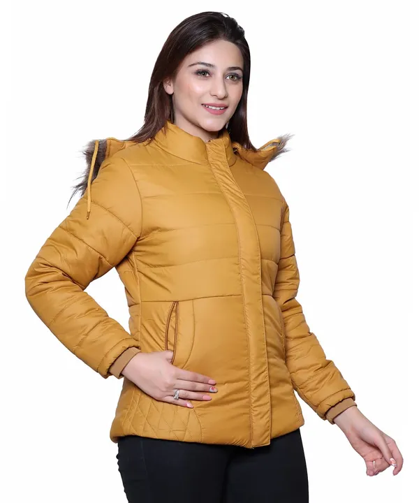 Womens_Quilted_Winter_Jacket_|_Hooded_Puffer_Jacket_with_Zipper_Pockets_|_Lightweight_&_Warm_Outerwear_for_Winter