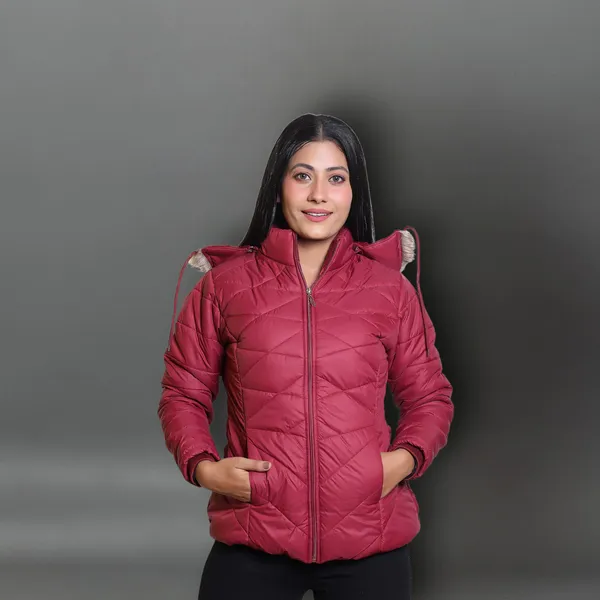 Womens_Puffer_Jacket_with_Faux_Fur_Hood_|_Stylish_Quilted_Winter_Jacket
