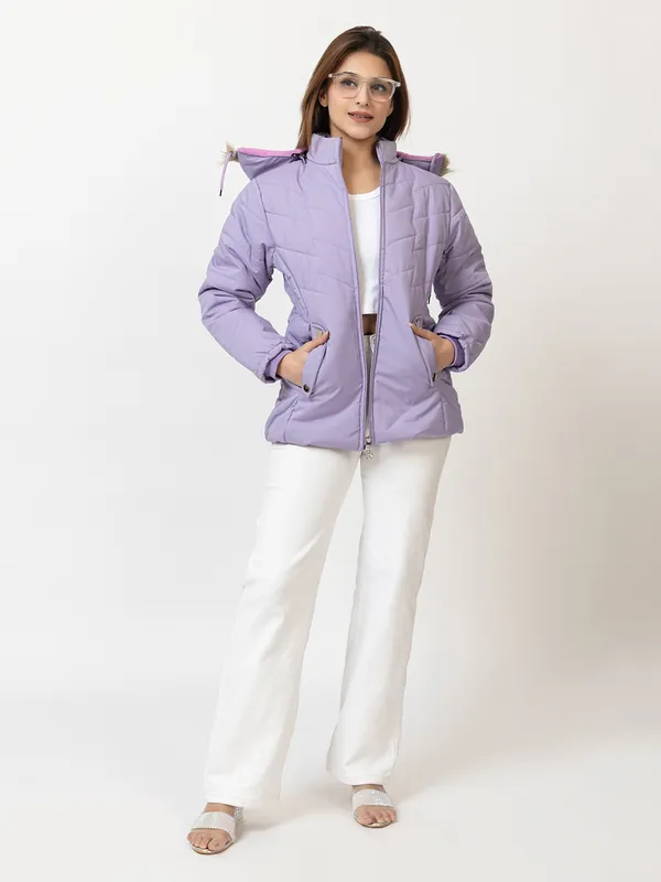 Womens_Quilted_Nylon_Winter_Jacket_-_Full_Sleeve_Hooded_Puffer_with_Zipper_Pockets