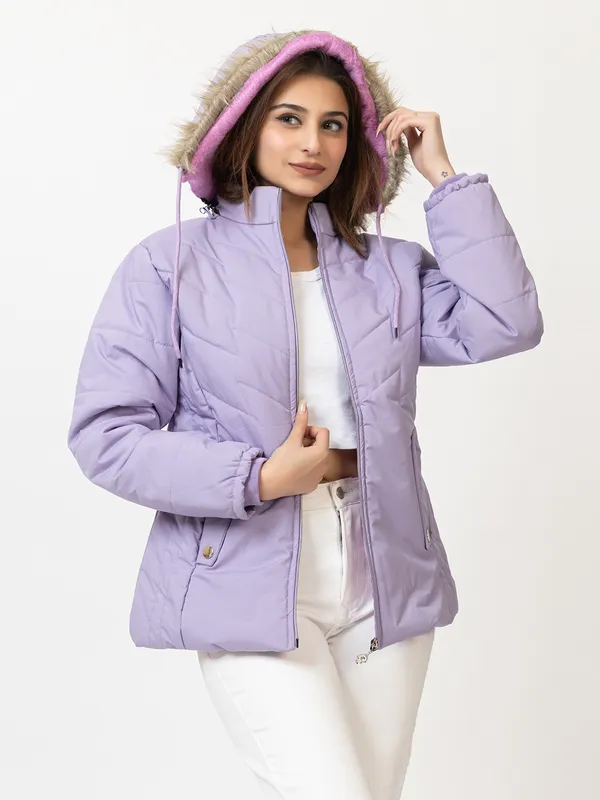 Womens_Quilted_Nylon_Winter_Jacket_-_Full_Sleeve_Hooded_Puffer_with_Zipper_Pockets