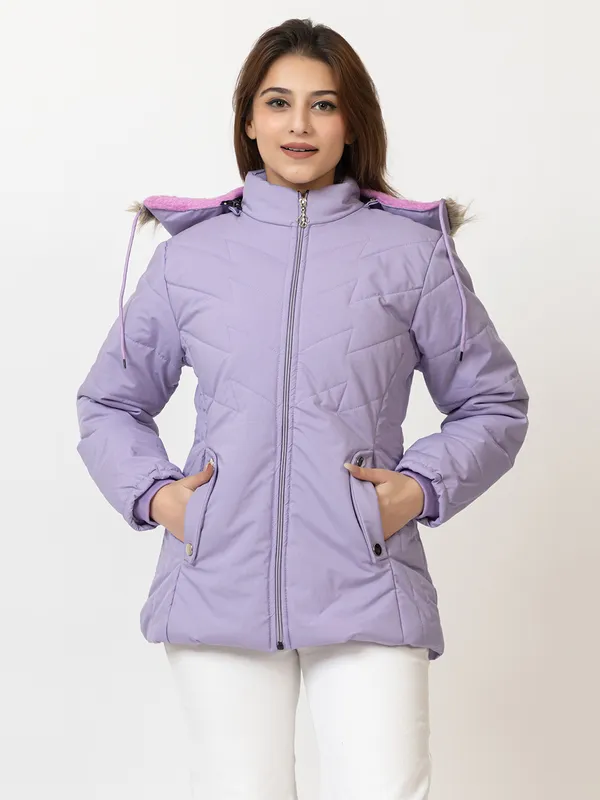 Womens_Quilted_Nylon_Winter_Jacket_-_Full_Sleeve_Hooded_Puffer_with_Zipper_Pockets