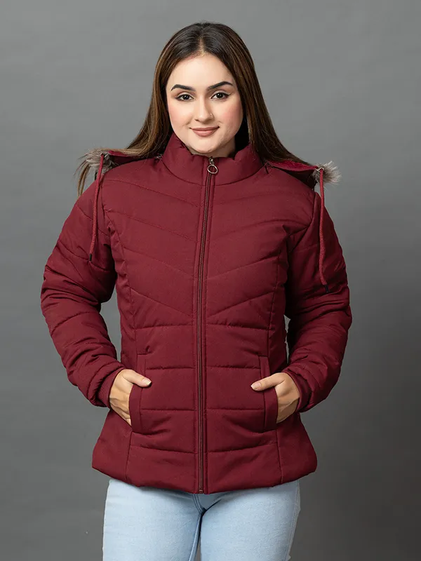 Womens_Quilted_Winter_Jacket_|_Hooded_Puffer_Jacket_with_Zipper_Pockets_|_Lightweight_&_Warm_Outerwear_for_Winter
