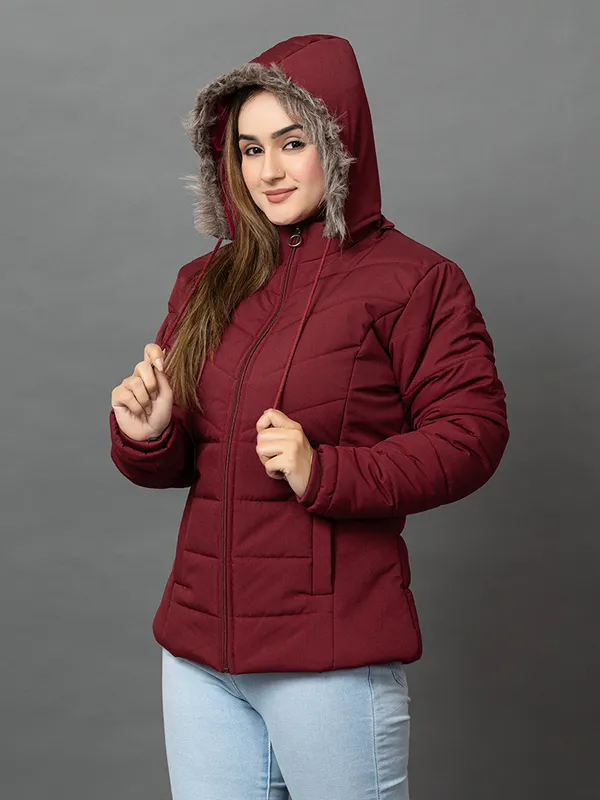 Womens_Quilted_Winter_Jacket_|_Hooded_Puffer_Jacket_with_Zipper_Pockets_|_Lightweight_&_Warm_Outerwear_for_Winter