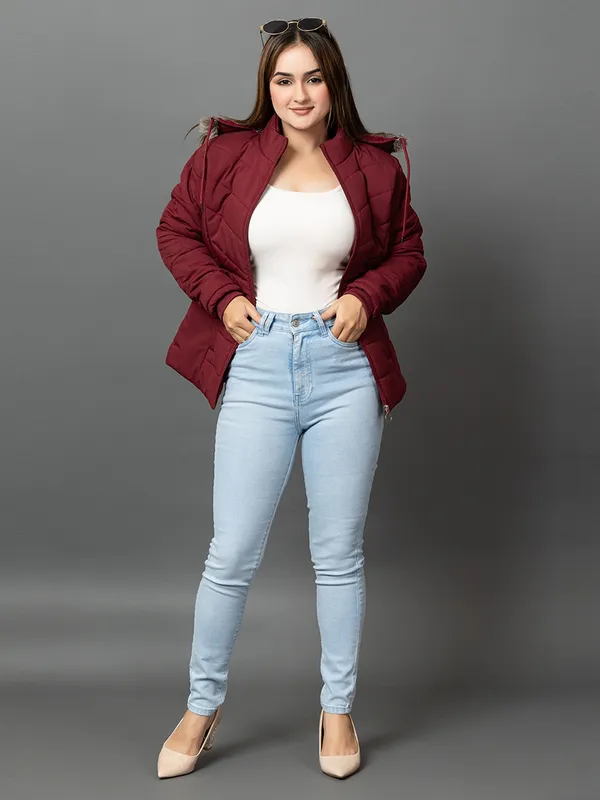 Womens_Quilted_Winter_Jacket_|_Hooded_Puffer_Jacket_with_Zipper_Pockets_|_Lightweight_&_Warm_Outerwear_for_Winter