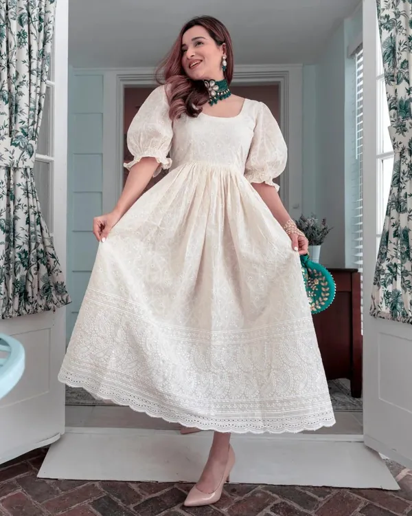 White_Heavy_Chikankari_Gown_For_Women