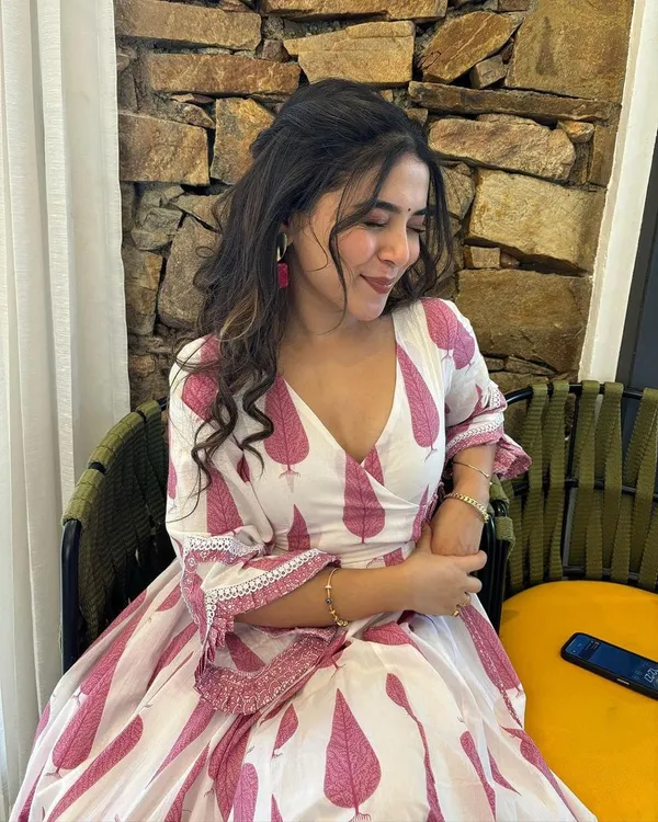 White_&_Pink_Printed_Cotton_Anarkali_Kurti_Set_For_Women
