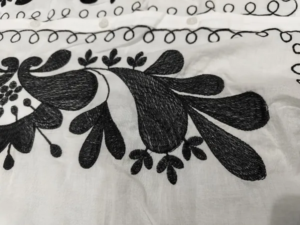 Classic_Thread_Embroidered_Cotton_Co-ord_Set_|_Elegant_Top_&_Bottom_Set_for_Everyday_Wear
