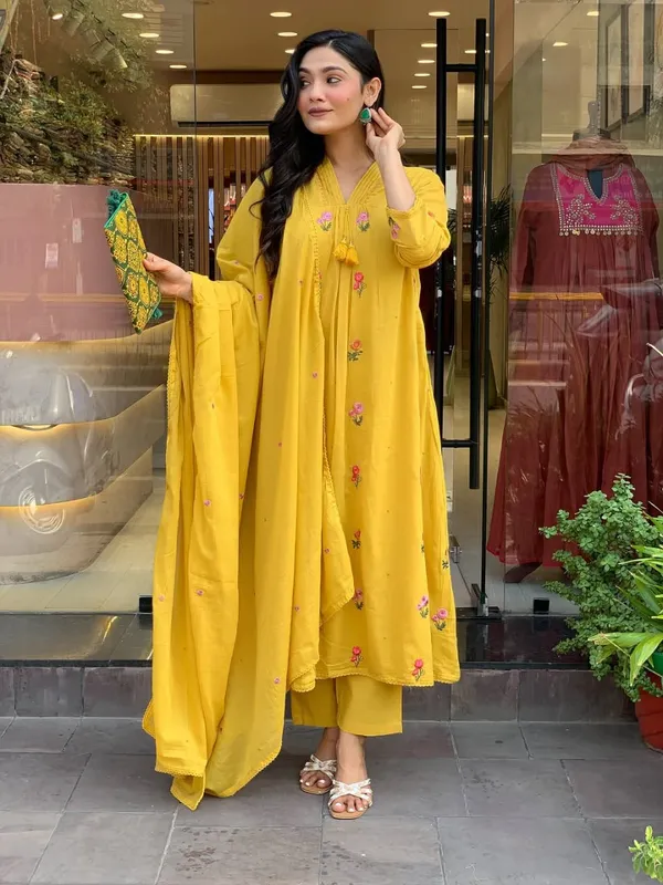 Yellow_Embroidered_Cotton_3_Piece_Kurti_Set_For_Women