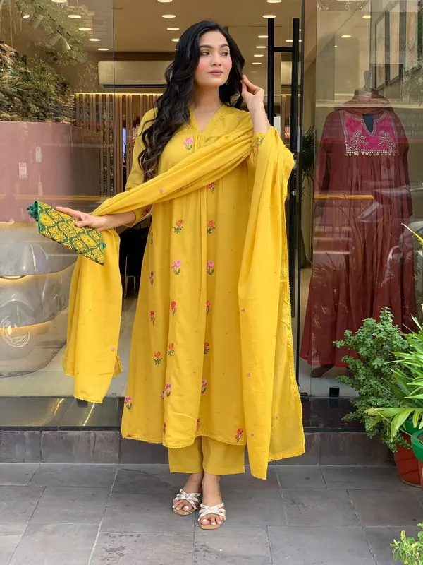 Yellow_Embroidered_Cotton_3_Piece_Kurti_Set_For_Women