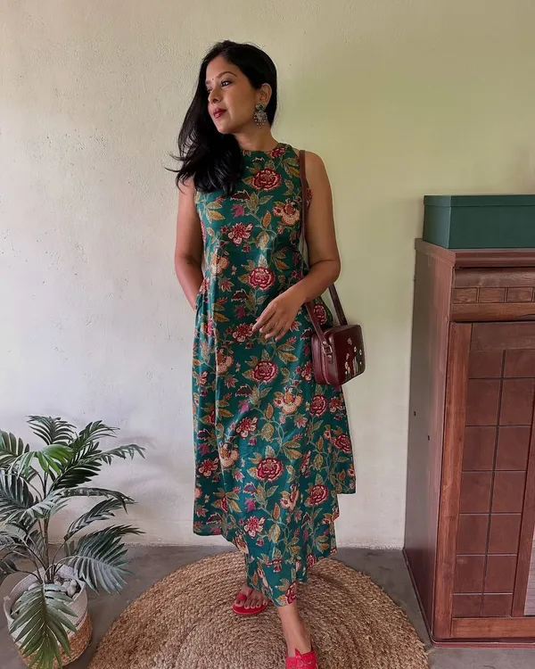 Premium_Floral_Cotton_Kurti_Palazzo_Set_|_A-Line_Designer_Coord_Set_with_Ankle-Length_Pant