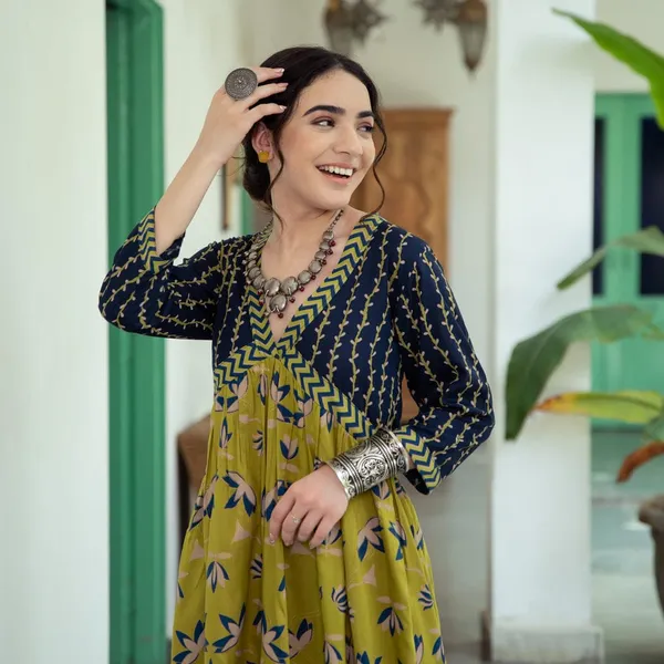 Olive_Green_Printed_Cotton_Floral_Kurti_For_Women