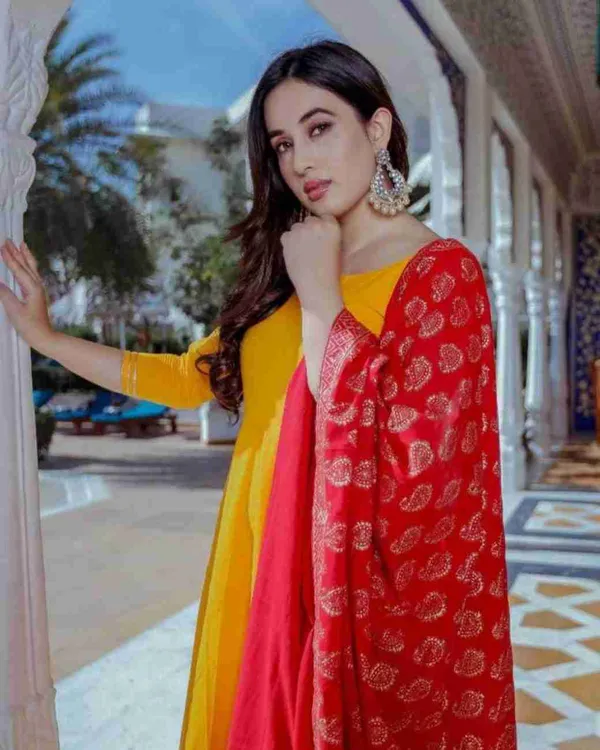 Yellow_Cotton_Anarkali_Set_With_Printed_Dupatta_For_Women